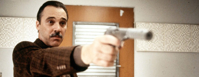     Stuart Wilson potężnym piratem