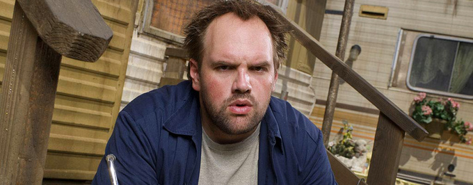 Ethan Suplee w stałej obsadzie „Jennifer Falls”