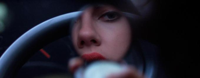 Johansson jako kosmitka w klipie z „Under the Skin”