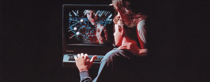     Oto reżyser remake’a filmu „Gry wojenne”