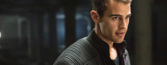     Theo James w „Underworld 5”