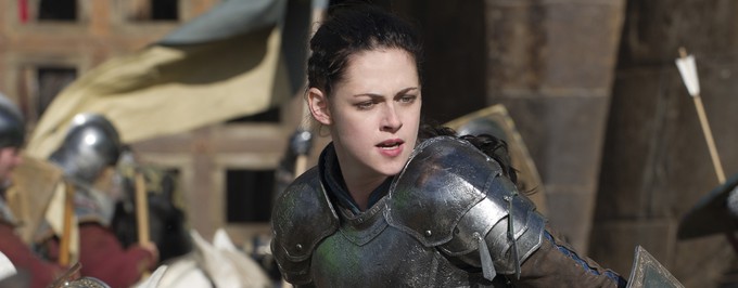 Kristen Stewart i Nicholas Hoult na zdjęciu z „Equals”