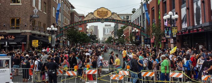     COMIC-CON 2014: Operacja: Przeciążenie!