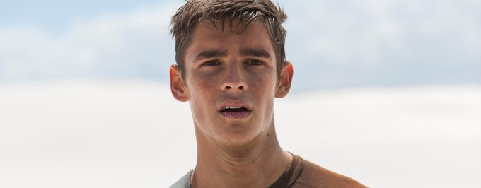     Brenton Thwaites zagra w “Piraci z Karaibów 5”?