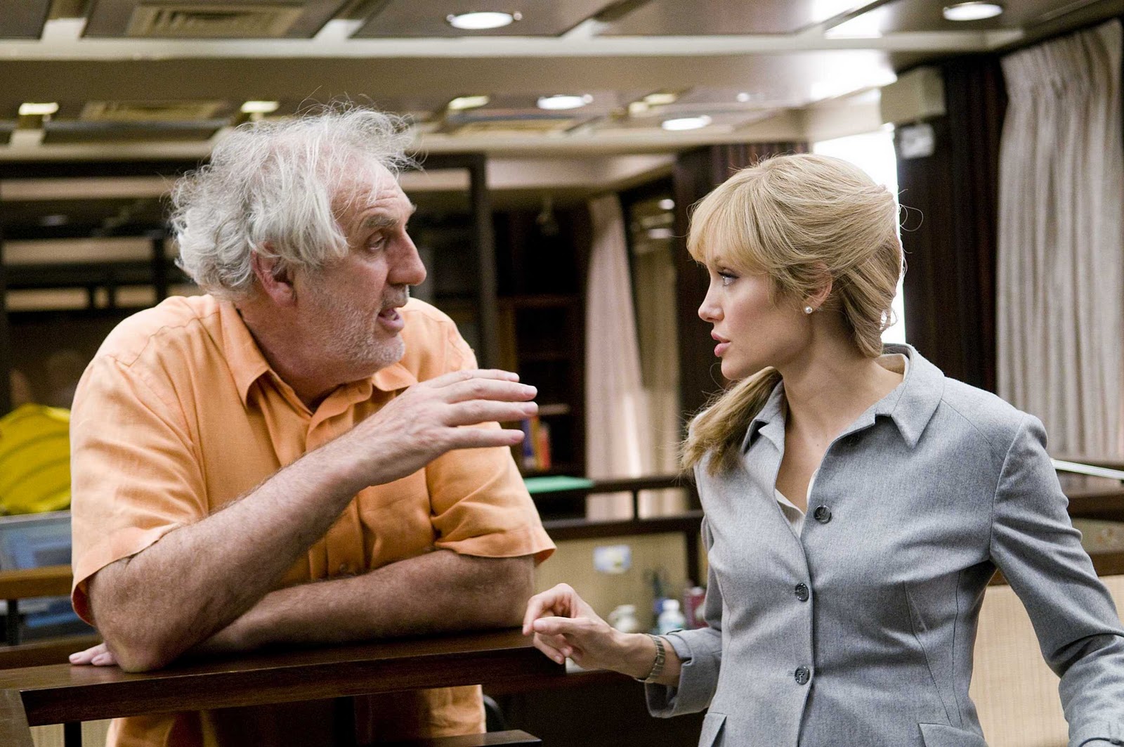 Phillip Noyce wyreżyseruje pilotowy odcinek „Warrior”