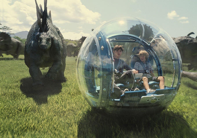 Box Office: Pierwsze rekordy „Jurassic World”. Jest szansa na pobicie „Avengers”