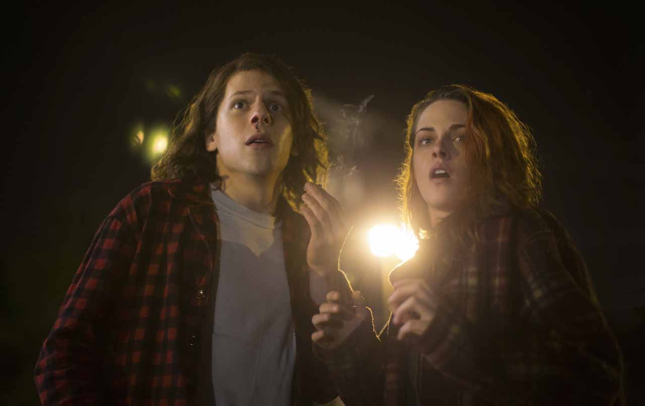     Jesse Eisenberg zabójcą na haju! Zwiastun dla dorosłych „American Ultra”