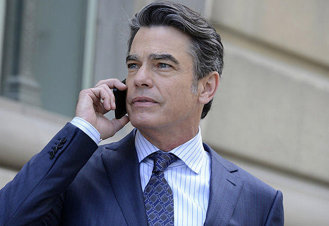 „Żona idealna” – Peter Gallagher w obsadzie 7. sezonu