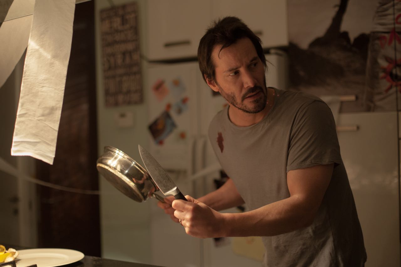     Keanu Reeves w thrillerze „Knock Knock” – nowy zwiastun