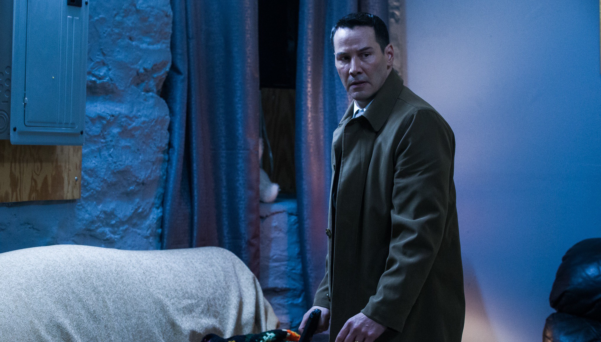     Exposed – zwiastun filmu z Keanu Reevesem