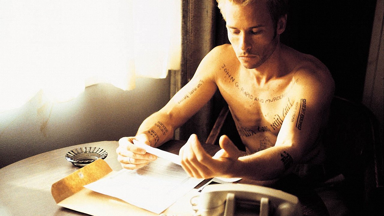     Memento: powstanie remake filmu Christophera Nolana!