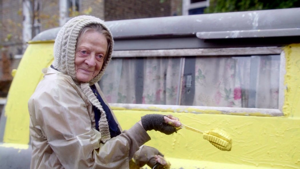 The Lady in the Van: zobacz zwiastun filmu z Maggie Smith