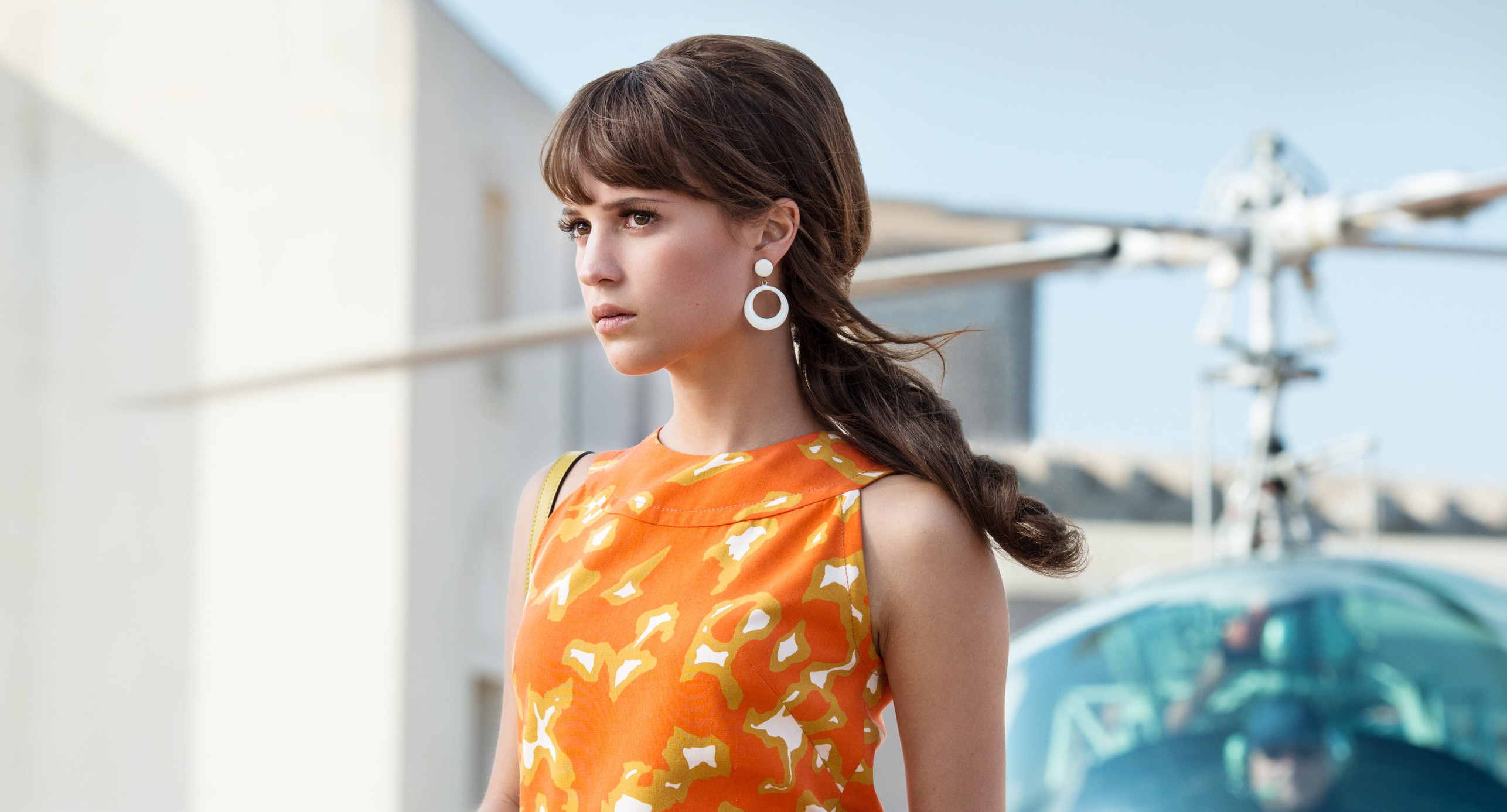     Alicia Vikander i Eva Green jako siostry na pierwszym zdjęciu z Euphorii