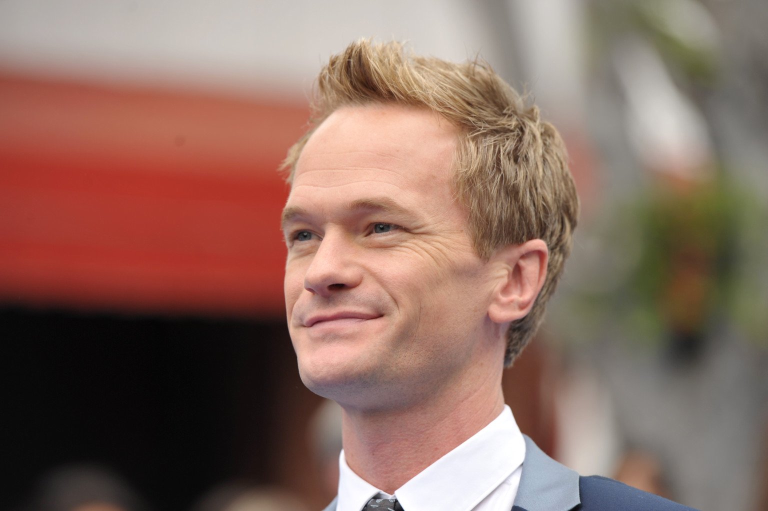     Neil Patrick Harris na pierwszym zdjęciu z Serii niefortunnych zdarzeń Netflixa