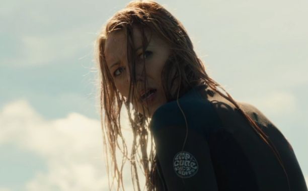     Blake Lively i rekin w zwiastunie The Shallows