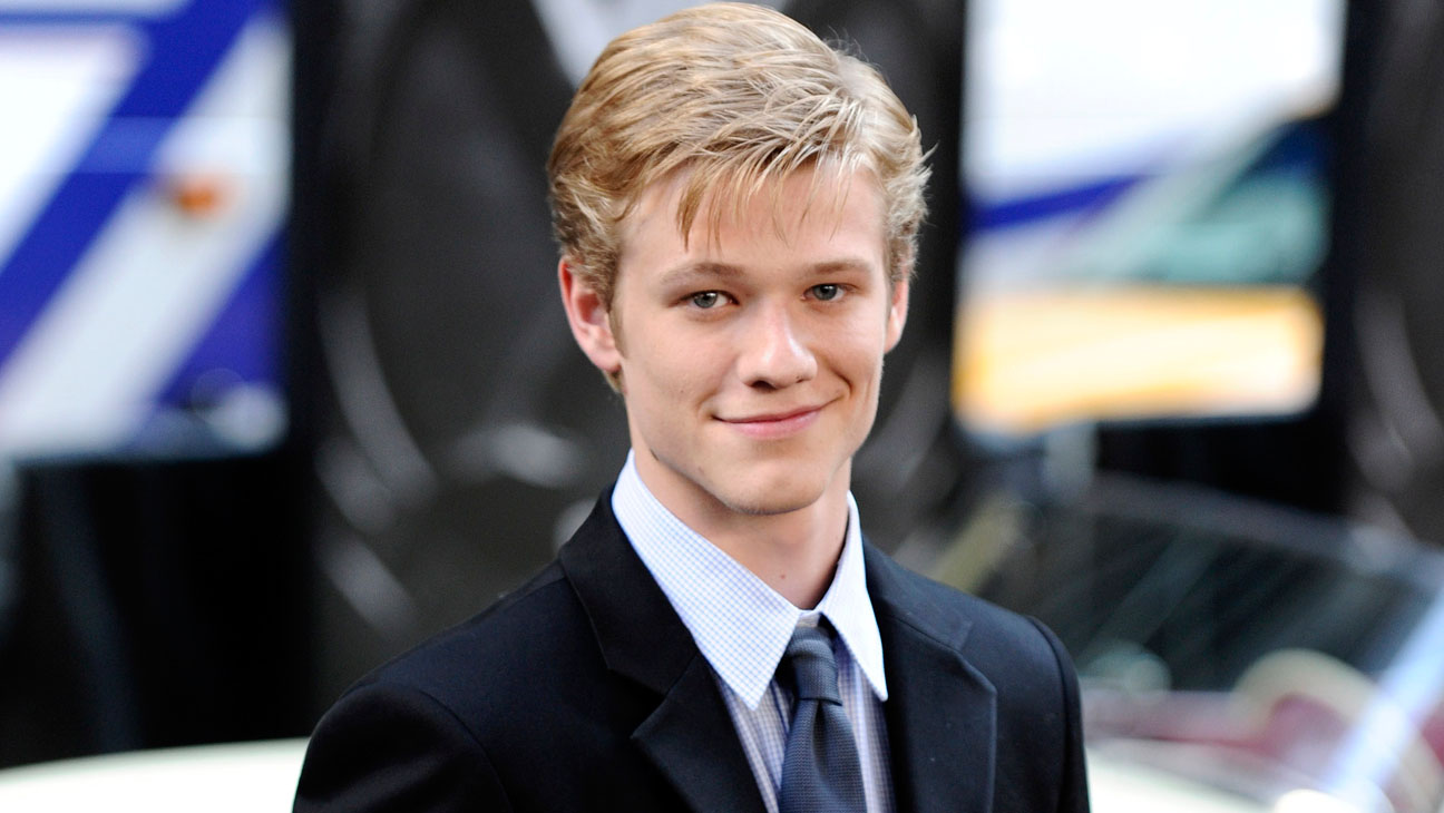     Lucas Till jako MacGyver w serialu telewizji CBS