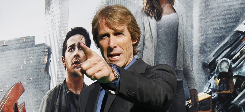     Michael Bay chętnie nakręciłby film superbohaterski, ale pod jednym warunkiem