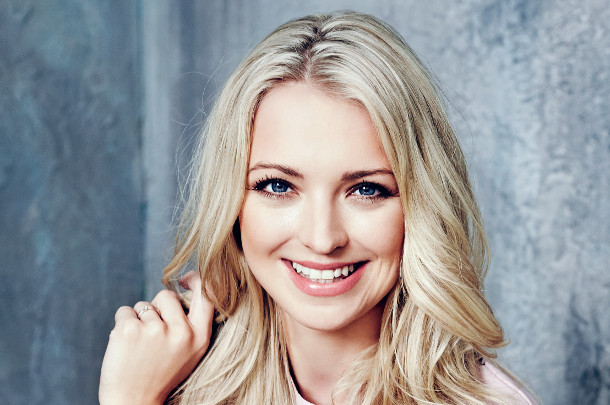     Kurdej-Szatan poprowadzi talent show Dwójki