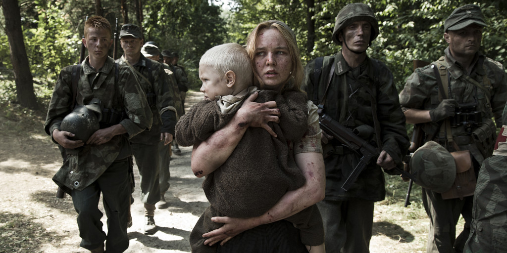     Z browarem i popcornem na Wołyń. Kto (nie) powinien chodzić do kina?