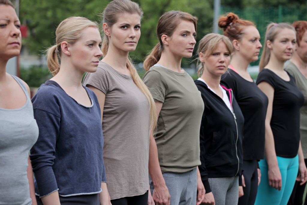     Fantastyczne zwierzęta pobite przez Pitbulla – najpopularniejszy film weekendu