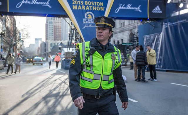     Mark Wahlberg na nowych plakatach Patriots Day