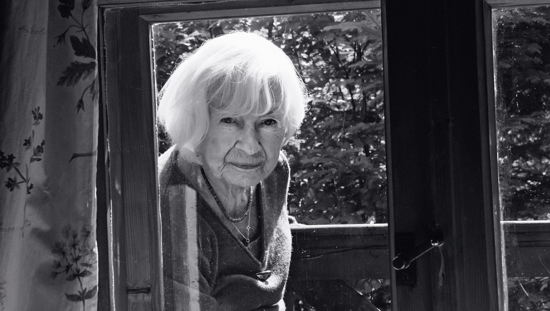 Odeszła prawdziwa Dama polskiego kina. Nie żyje Danuta Szaflarska