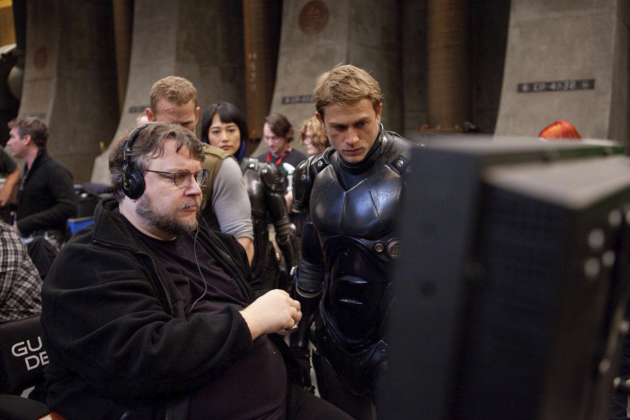     Guillermo del Toro wyjaśnia dlaczego nie wyreżyserował Pacific Rim 2