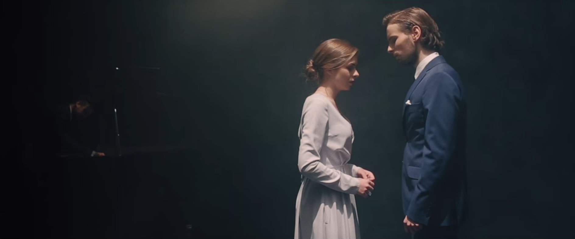     Polska wersja oscarowego City of Stars z La La Land. Posłuchaj wykonania