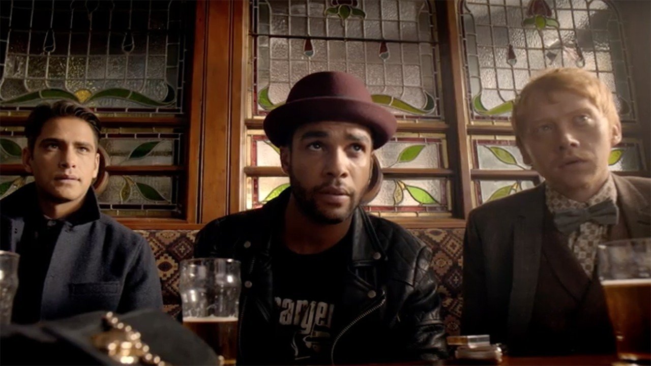     Mam to gdzieś! Rozmawiamy z Lucienem Laviscountem z serialu Przekręt