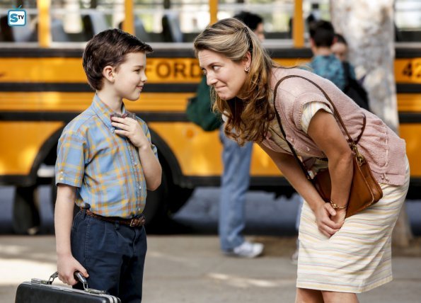     Young Sheldon, Teoria wielkiego podrywu i inne. Jesienne daty premier seriali CBS
