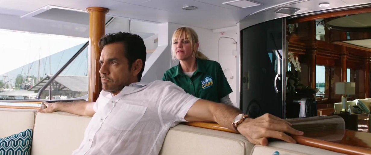     Bogaty playboy traci pamięć. Nowy zwiastun komedii Overboard