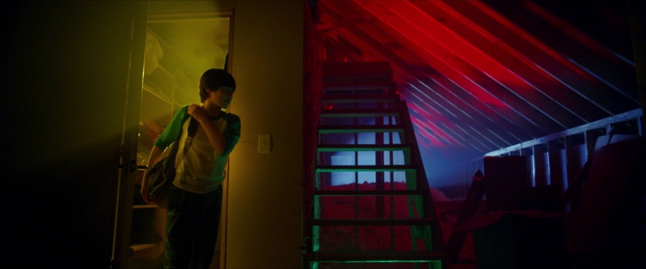     The Night Sitter – zobacz klimatyczny zwiastun komediowego horroru