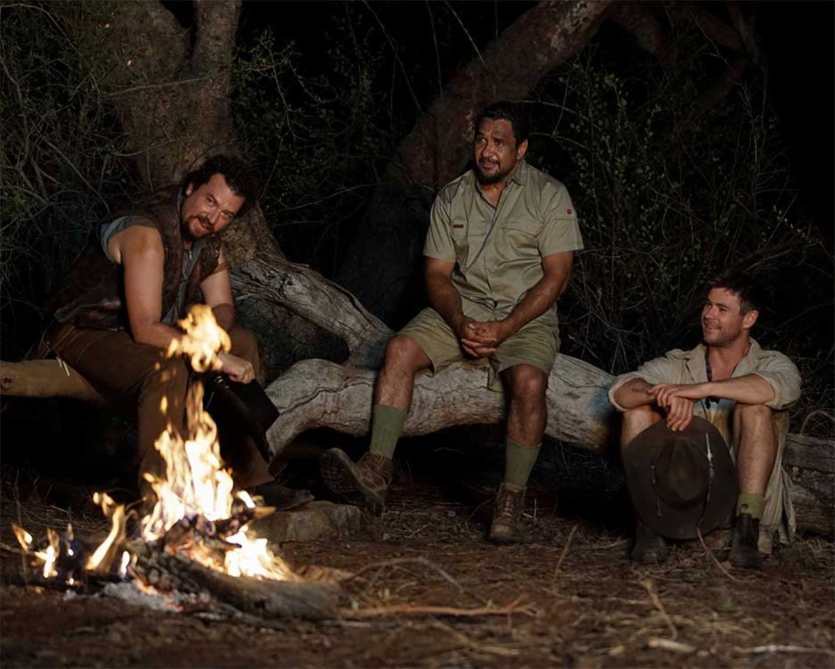     Hugh Jackman także gra w Dundee. Nowy fragment