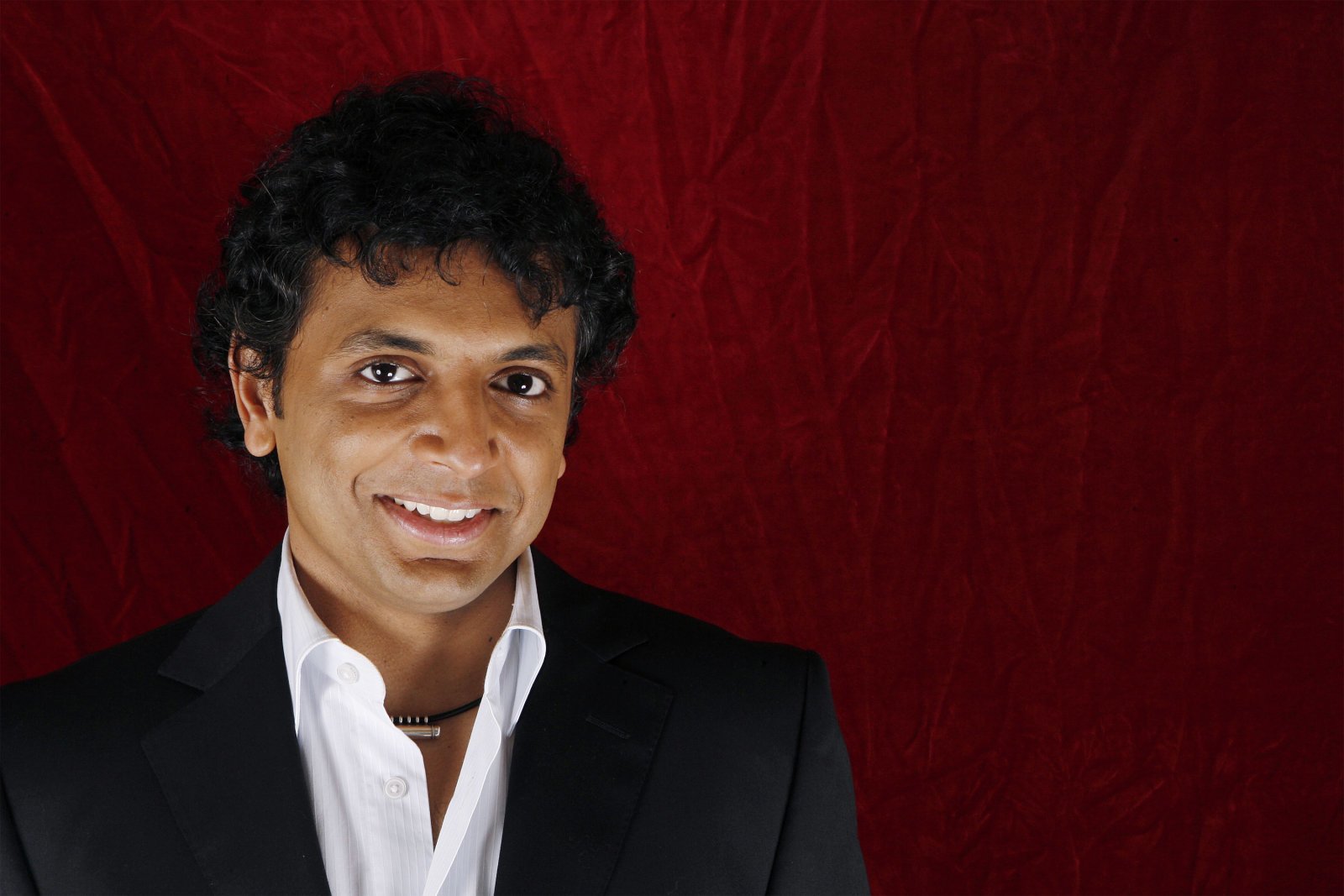     Apple zamówiło nowy serial autorstwa M. Nighta Shyamalana