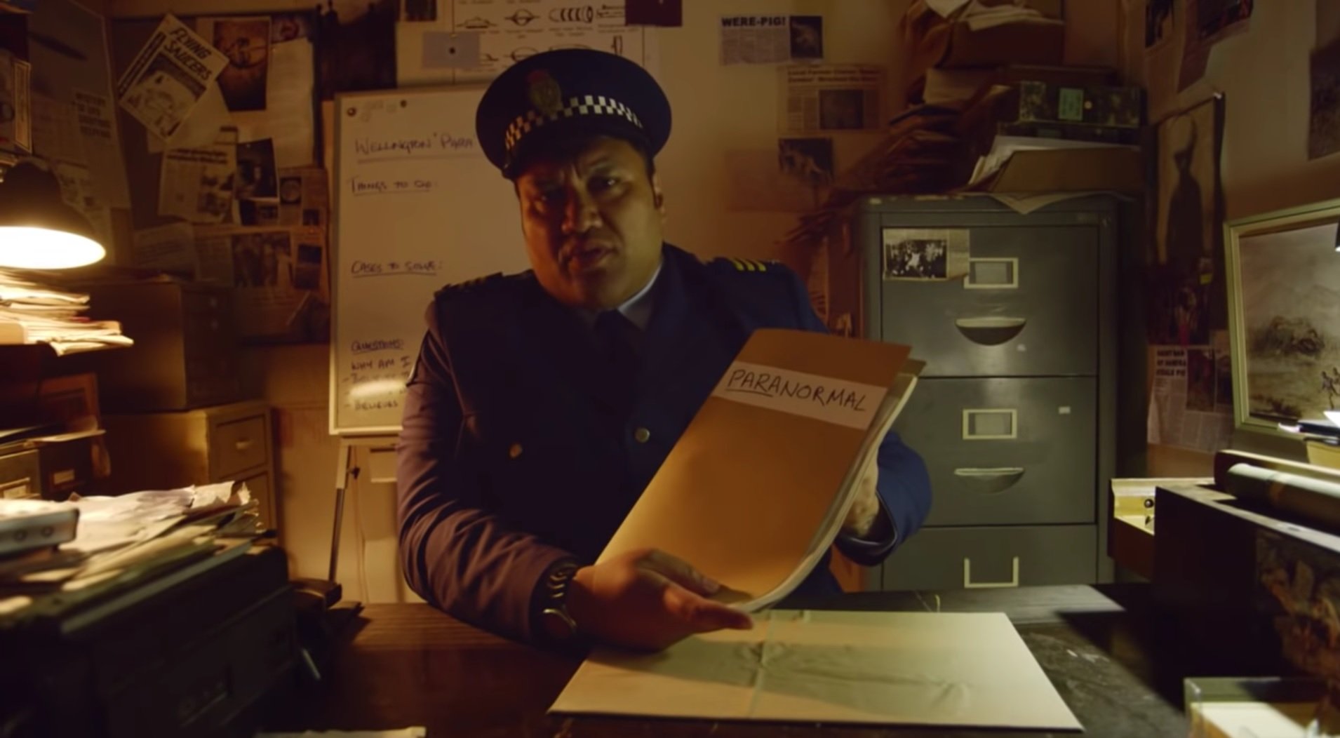 Wellington Paranormal - spin-off Co robimy w ukryciu zmierza do The CW i HBO Max