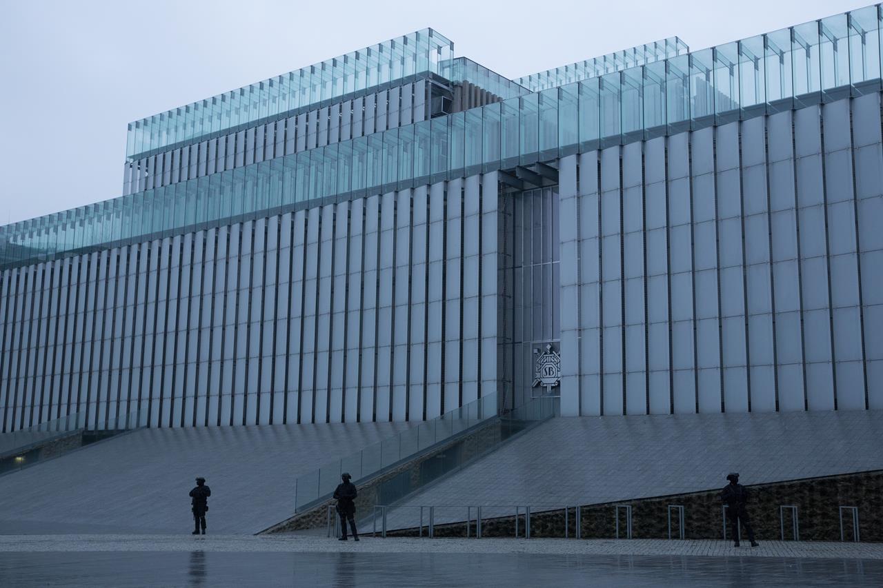     Chłopaki nie płaczą 2 oraz 2. sezon 1983. Zbrojewicz o projektach