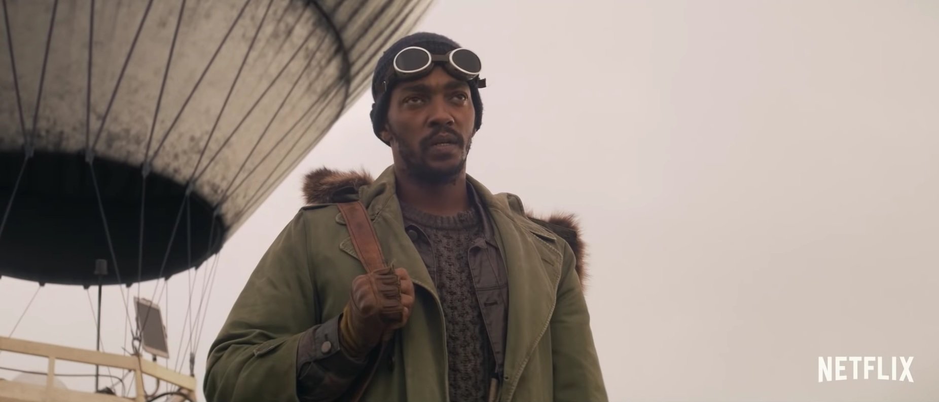     IO – zwiastun filmu sci-fi od Netflixa. Walka o przetrwanie na skażonej Ziemi