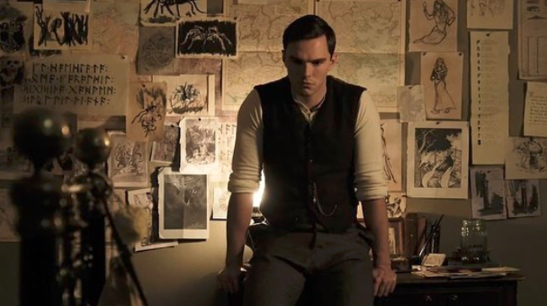 Renfield - Nicholas Hoult jako sługa Drakuli w filmie od Universal Studios