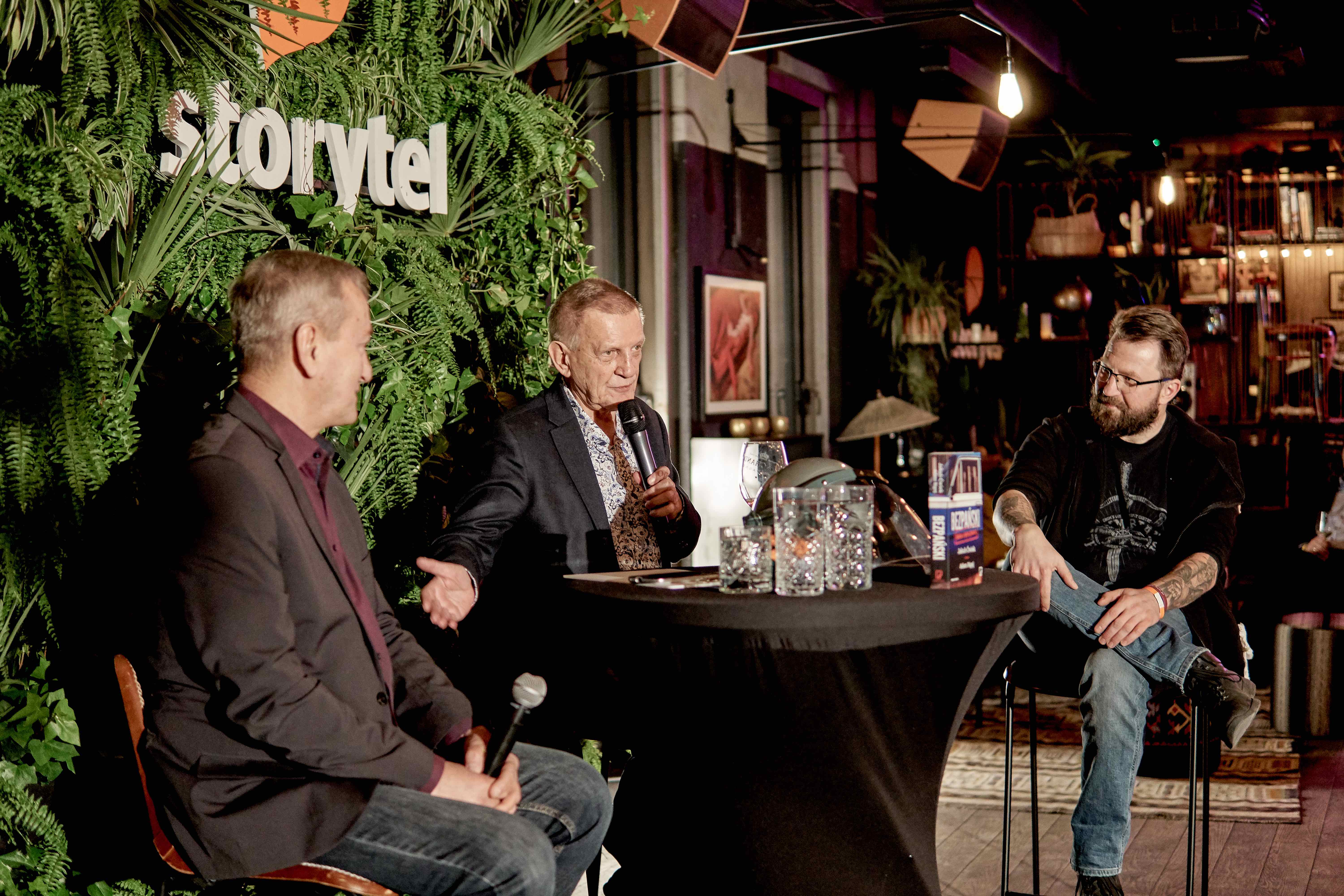     Podróż w czasie z Bronisławem Cieślakiem i Storytel