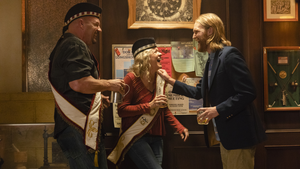     Lodge 49 - nie będzie 3. sezonu od AMC. Inna stacja zainteresowana serialem?
