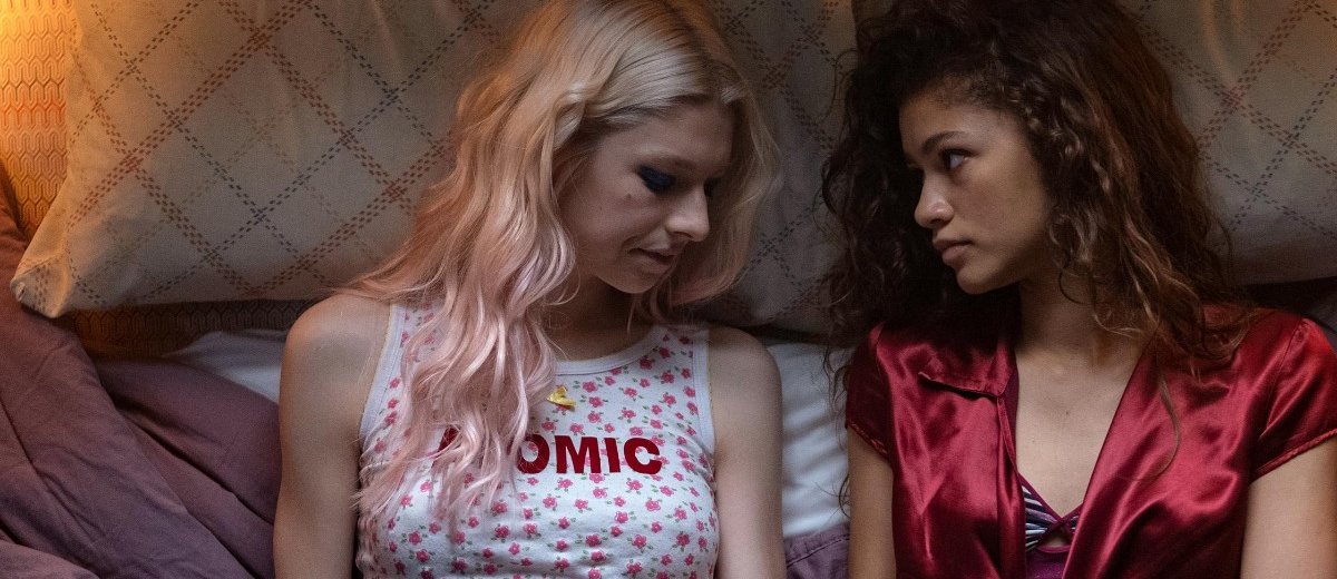     Euforia wzbudzi kontrowersje przez sceny seksu. HBO broni serialu