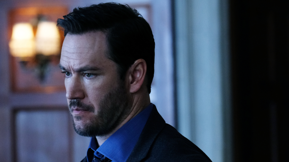 Mark-Paul Gosselaar w Mixed-ish. Spin-off Czarno to widzę