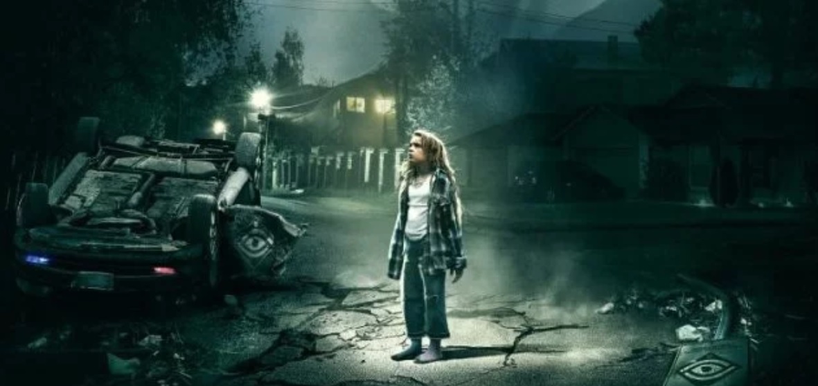 Freaks - nowy zwiastun thrillera. Ojciec i córka w niebezpieczeństwie