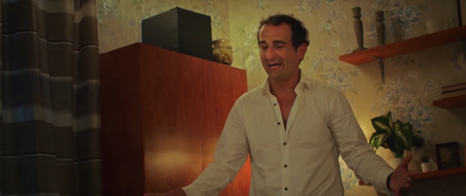     Swingersi - Koterski i Oświeciński składają życzenia z okazji Dnia Kobiet [WIDEO]