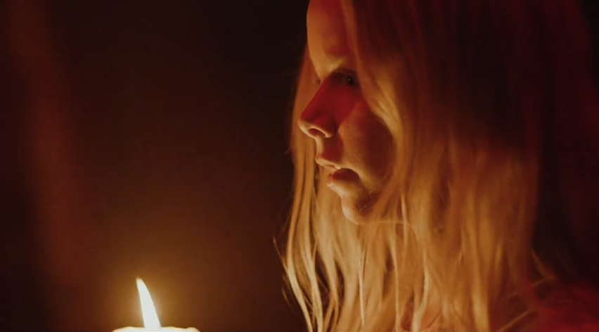     Behind You - nie ufaj temu, co widzisz w lustrze. Zwiastun horroru