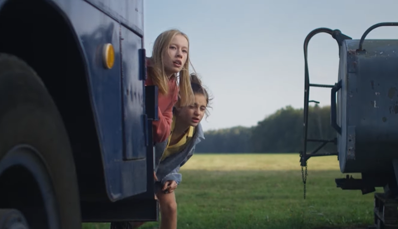     Tarapaty 2 - polski film familijny z datą premiery