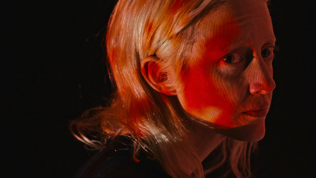     Possessor - zobaczcie zwiastun horroru syna Davida Cronenberga z Andreą Riseborough