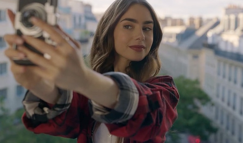     Emily w Paryżu - zwiastun nowego serialu twórcy Seksu w wielkim mieście z Lily Collins