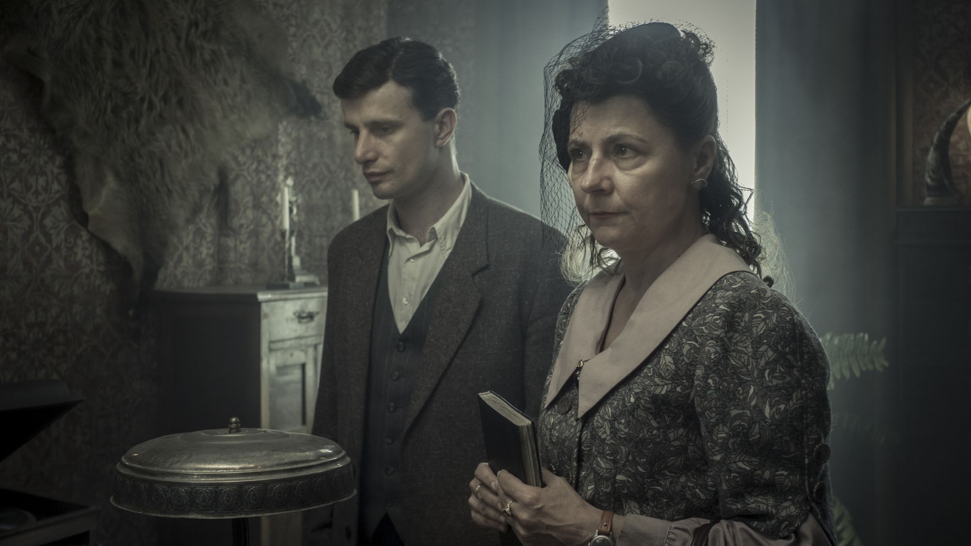     Ludzie i bogowie: odcinek 9 - co się wydarzy? [zdjęcia]