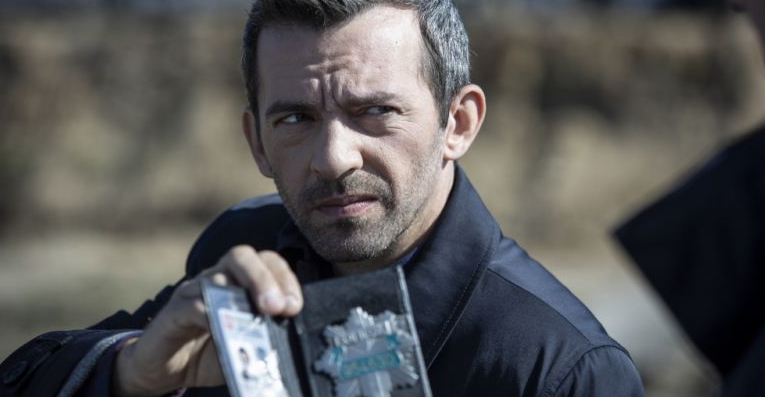     Piotr Głowacki o serialu Nieobecni: wykorzystałem przymusową odległość od ludzi jako źródło informacji [WYWIAD]